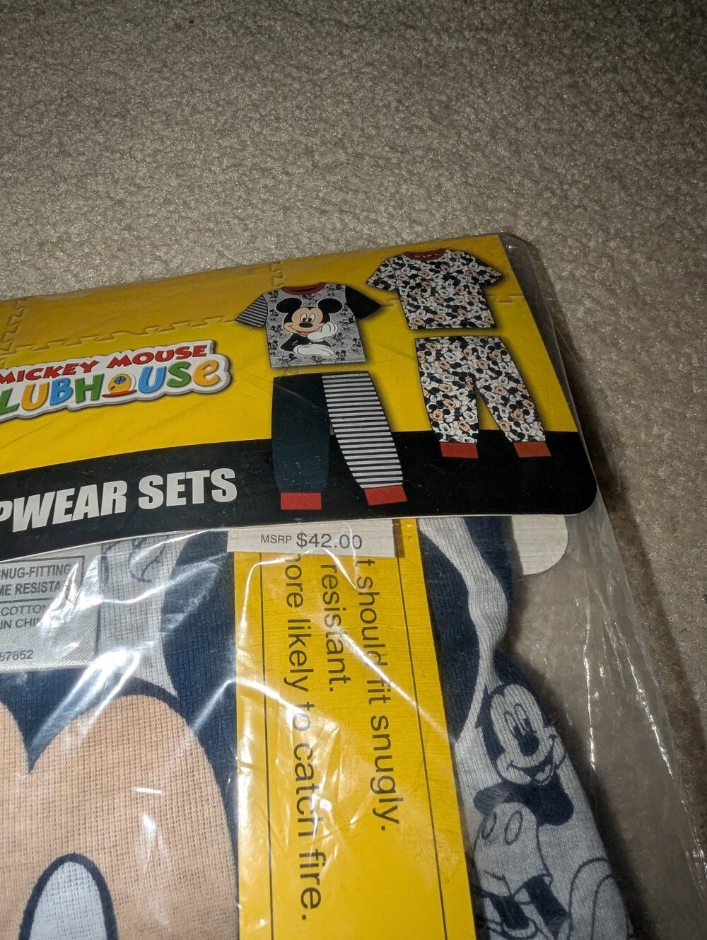 Nwt 4pc Mickey mouse Pjs - Picture 4 of 10